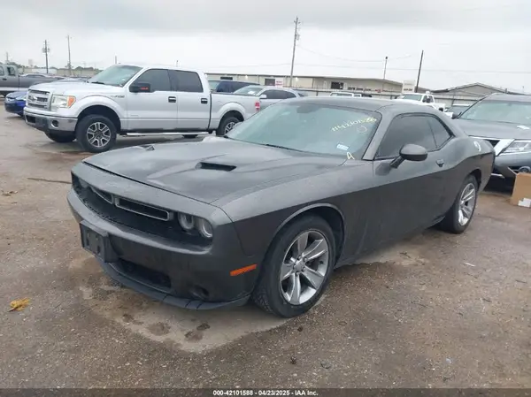 2C3CDZAG2GH254921 2016 DODGE CHALLENGER - Image 2