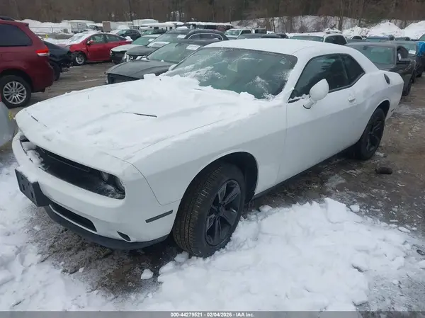 2C3CDZAG2GH284498 2016 DODGE CHALLENGER - Image 2