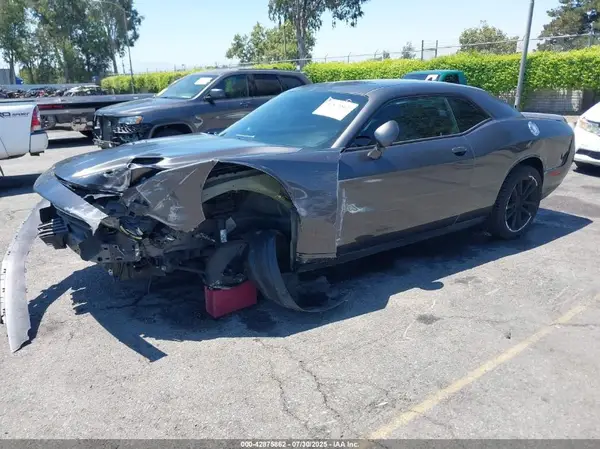 2C3CDZAG2GH326281 2016 DODGE CHALLENGER - Image 2