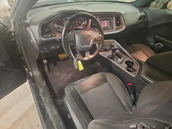 2C3CDZAG2GH352945 2016 DODGE CHALLENGER - Image 8