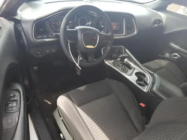 2C3CDZAG2HH501212 2017 DODGE CHALLENGER - Image 8
