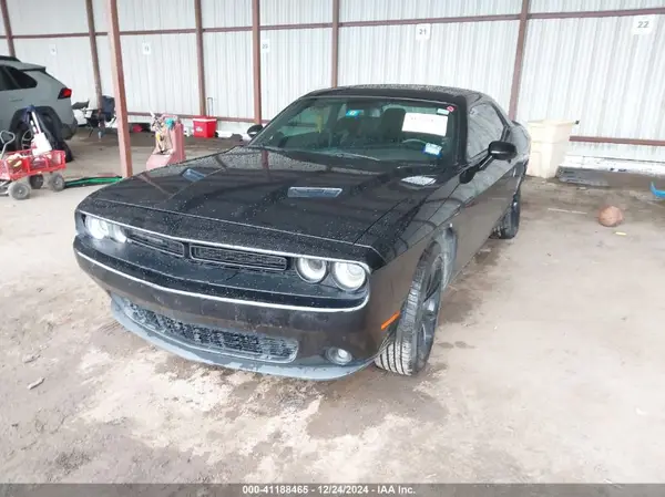 2C3CDZAG2HH527471 2017 DODGE CHALLENGER - Image 2