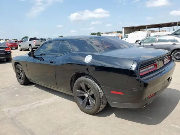 2C3CDZAG2HH548983 2017 DODGE CHALLENGER - Image 2