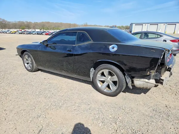 2C3CDZAG2HH568523 2017 DODGE CHALLENGER - Image 2