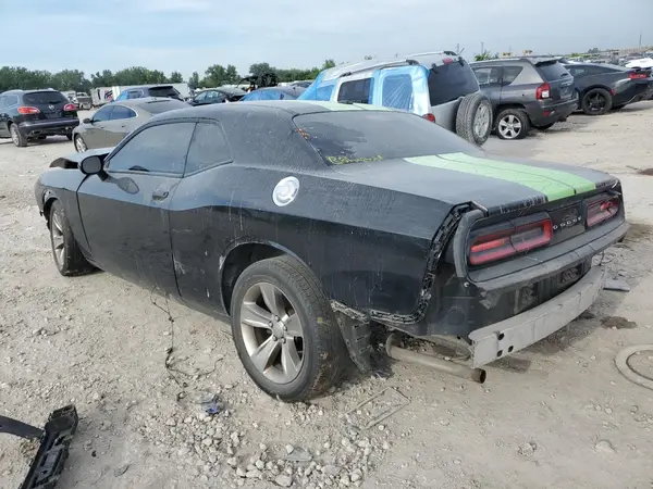2C3CDZAG2HH568828 2017 DODGE CHALLENGER - Image 2