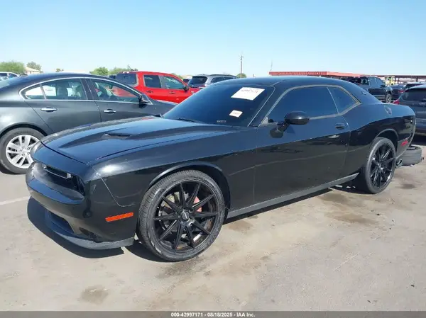 2C3CDZAG2HH572572 2017 DODGE CHALLENGER - Image 2