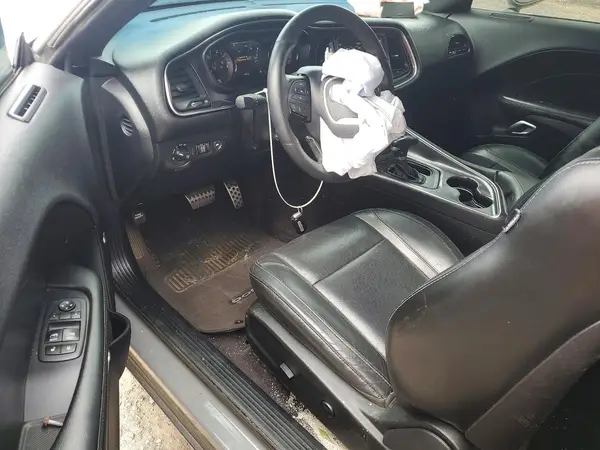 2C3CDZAG2HH592062 2017 DODGE CHALLENGER - Image 8