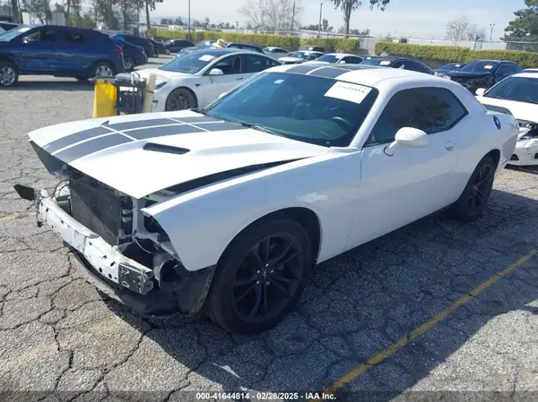 2C3CDZAG2HH592644 2017 DODGE CHALLENGER - Image 2