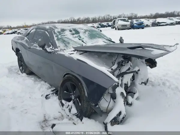 2C3CDZAG2HH659145 2017 DODGE CHALLENGER - Image 1