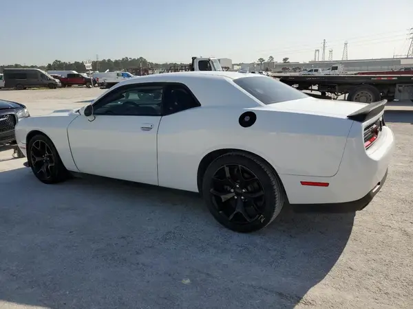 2C3CDZAG2JH116190 2018 DODGE CHALLENGER - Image 2