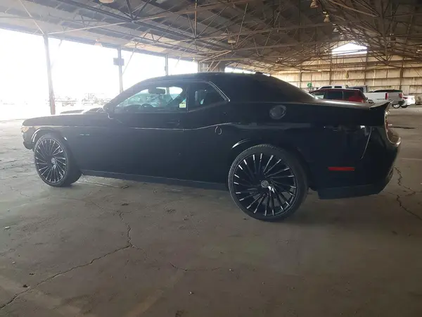 2C3CDZAG2JH127867 2018 DODGE CHALLENGER - Image 2