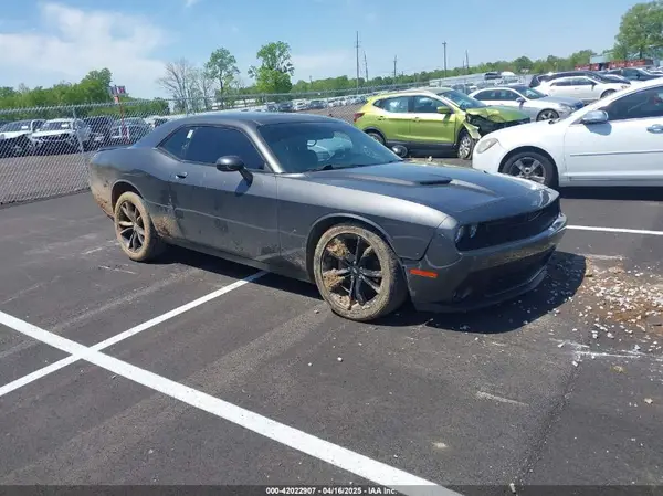 2C3CDZAG2JH132373 2018 DODGE CHALLENGER - Image 1