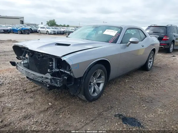 2C3CDZAG2JH138299 2018 DODGE CHALLENGER - Image 2