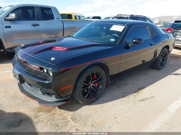 2C3CDZAG2JH215060 2018 DODGE CHALLENGER - Image 2