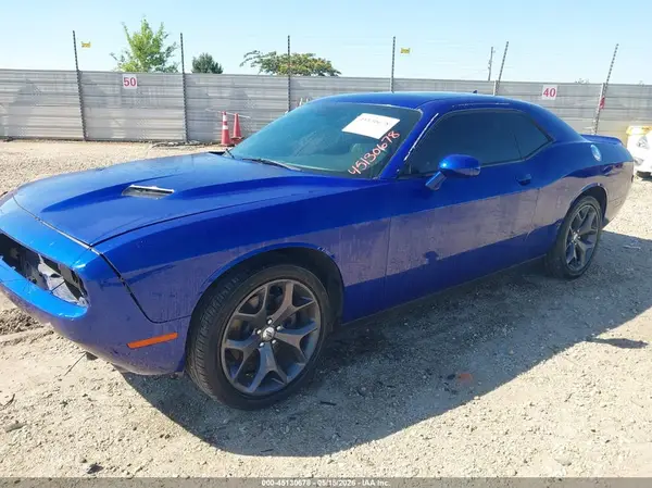 2C3CDZAG2JH220016 2018 DODGE CHALLENGER - Image 2