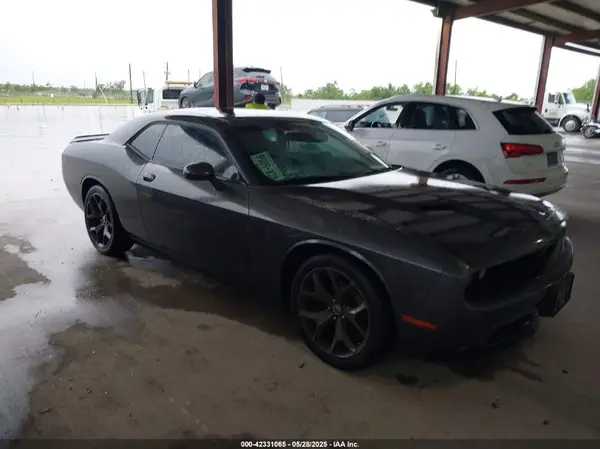 2C3CDZAG2JH226835 2018 DODGE CHALLENGER - Image 1