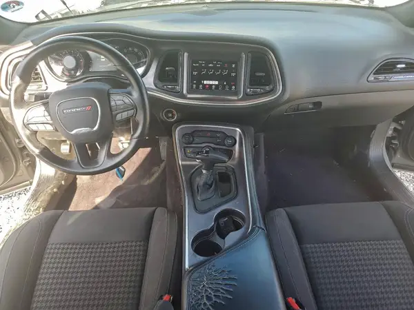 2C3CDZAG2JH226933 2018 DODGE CHALLENGER - Image 8