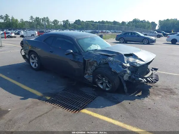 2C3CDZAG2JH231873 2018 DODGE CHALLENGER - Image 1