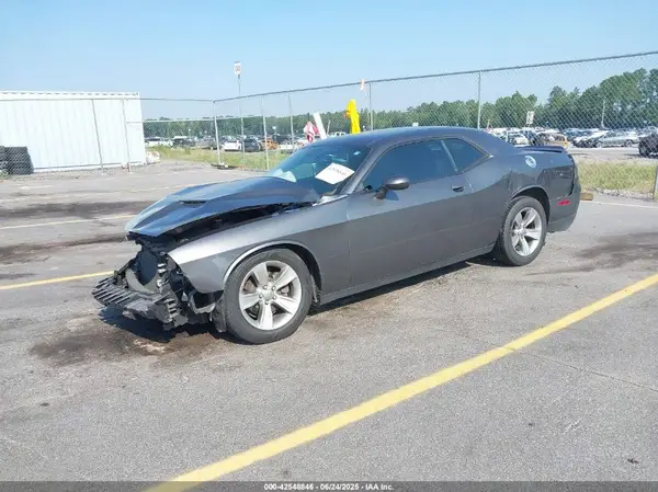 2C3CDZAG2JH231873 2018 DODGE CHALLENGER - Image 2