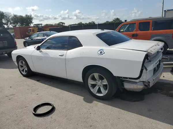 2C3CDZAG2JH241559 2018 DODGE CHALLENGER - Image 2
