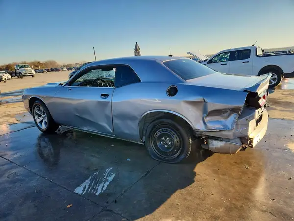 2C3CDZAG2JH241657 2018 DODGE CHALLENGER - Image 2
