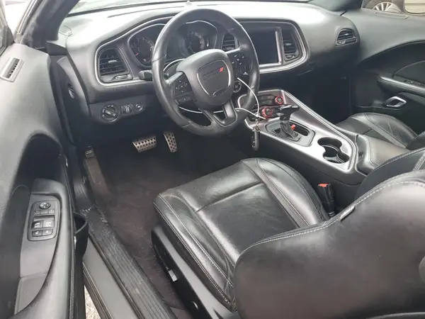 2C3CDZAG2JH251556 2018 DODGE CHALLENGER - Image 8