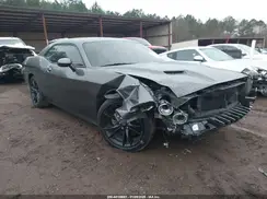 2C3CDZAG2JH252139 2018 DODGE CHALLENGER