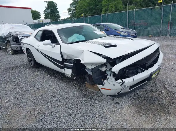 2C3CDZAG2JH258703 2018 DODGE CHALLENGER - Image 1
