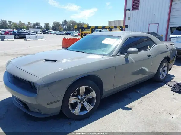 2C3CDZAG2JH262766 2018 DODGE CHALLENGER - Image 2