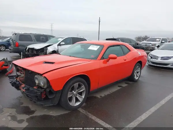 2C3CDZAG2JH270236 2018 DODGE CHALLENGER - Image 2