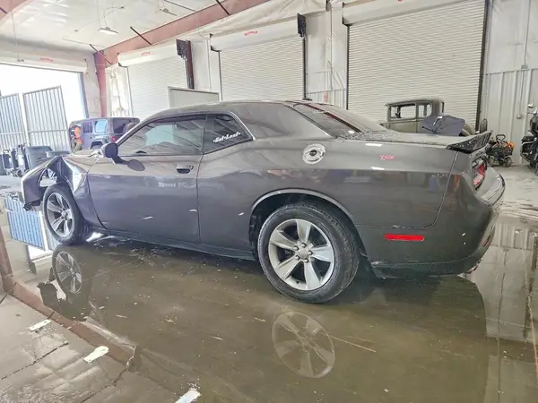 2C3CDZAG2JH276652 2018 DODGE CHALLENGER - Image 2