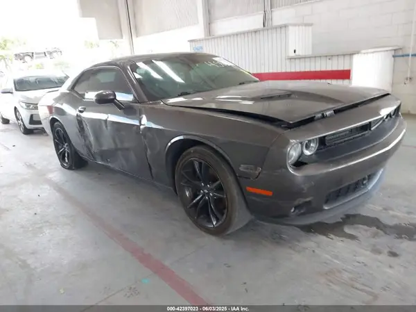 2C3CDZAG2JH280295 2018 DODGE CHALLENGER - Image 1