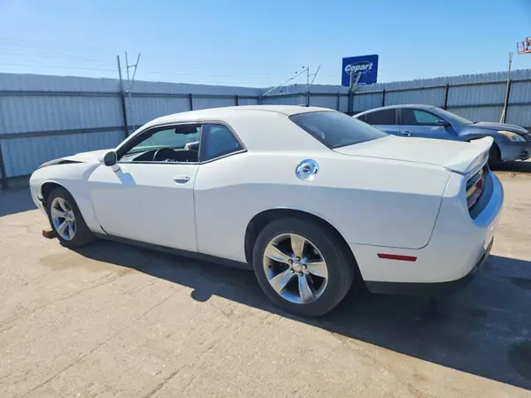 2C3CDZAG2JH294911 2018 DODGE CHALLENGER - Image 2
