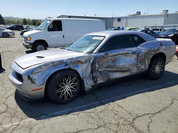 2C3CDZAG2JH302991 2018 DODGE CHALLENGER - Image 1