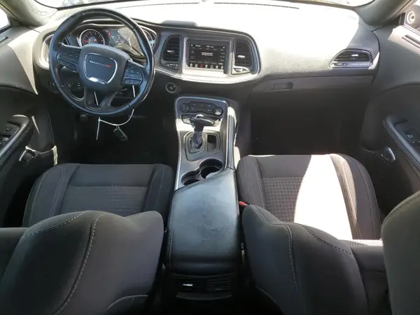 2C3CDZAG2JH302991 2018 DODGE CHALLENGER - Image 8