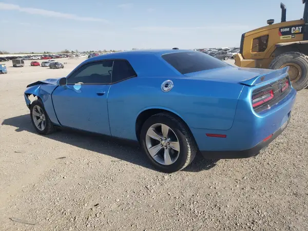 2C3CDZAG2JH305146 2018 DODGE CHALLENGER - Image 2