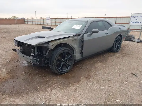 2C3CDZAG2JH311464 2018 DODGE CHALLENGER - Image 2