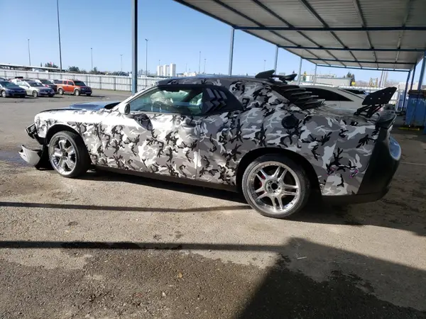 2C3CDZAG2JH321718 2018 DODGE CHALLENGER - Image 2