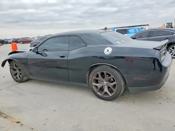 2C3CDZAG2JH327745 2018 DODGE CHALLENGER - Image 2