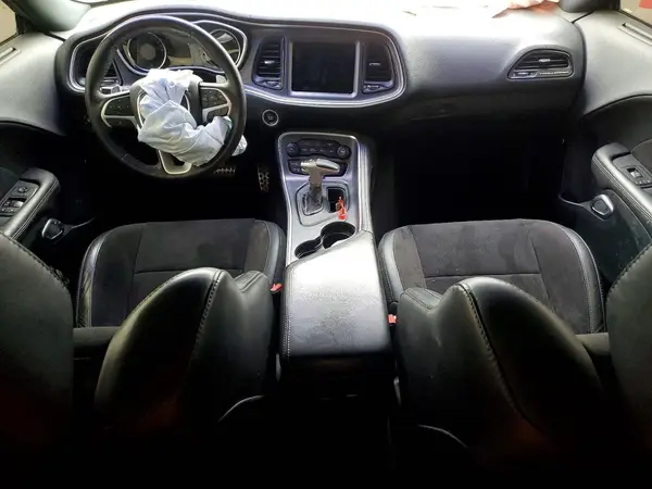 2C3CDZAG2JH327745 2018 DODGE CHALLENGER - Image 8