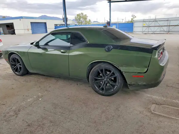 2C3CDZAG2JH334002 2018 DODGE CHALLENGER - Image 2