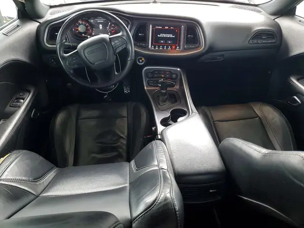 2C3CDZAG2JH334002 2018 DODGE CHALLENGER - Image 8