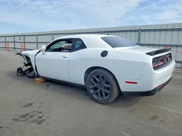 2C3CDZAG2KH503923 2019 DODGE CHALLENGER - Image 2