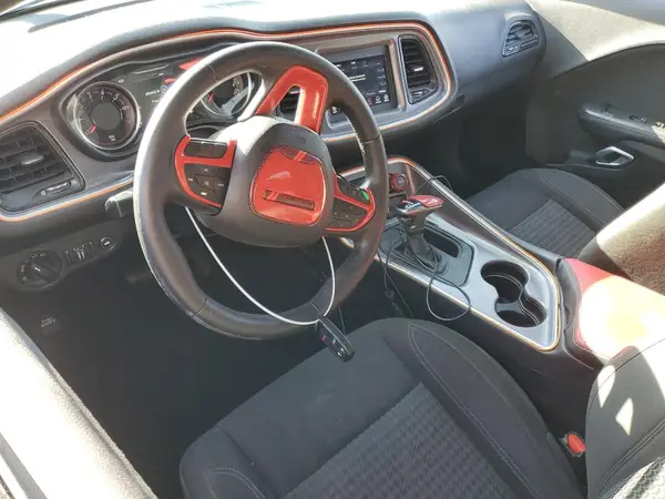 2C3CDZAG2KH524724 2019 DODGE CHALLENGER - Image 8