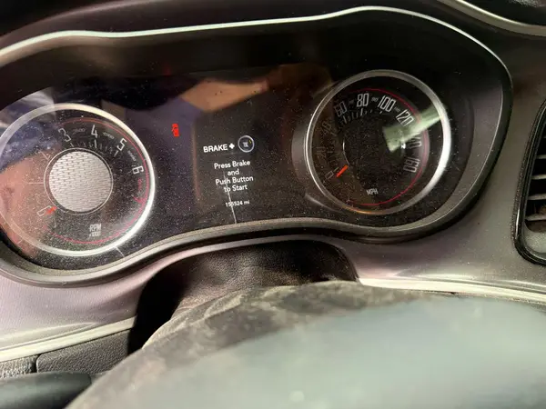 2C3CDZAG2KH560607 2019 DODGE CHALLENGER - Image 8