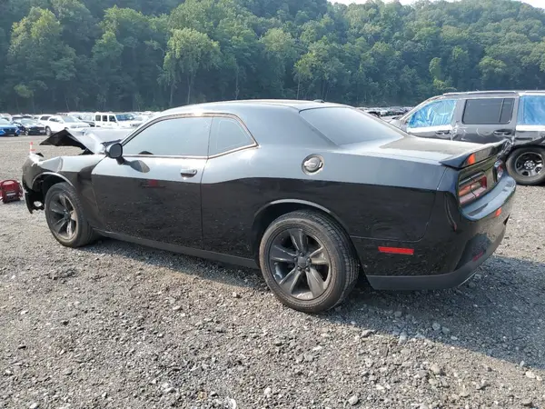 2C3CDZAG2KH561725 2019 DODGE CHALLENGER - Image 2