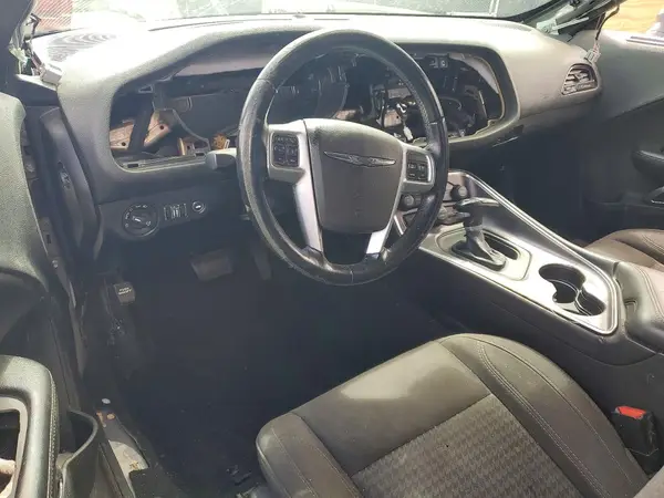 2C3CDZAG2KH574636 2019 DODGE CHALLENGER - Image 8