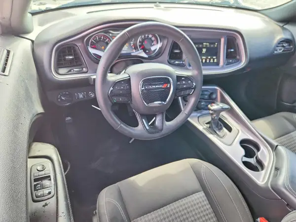 2C3CDZAG2KH620403 2019 DODGE CHALLENGER - Image 8