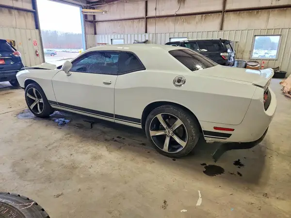 2C3CDZAG2KH623270 2019 DODGE CHALLENGER - Image 2