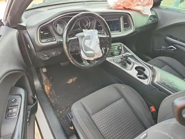 2C3CDZAG2KH632311 2019 DODGE CHALLENGER - Image 8